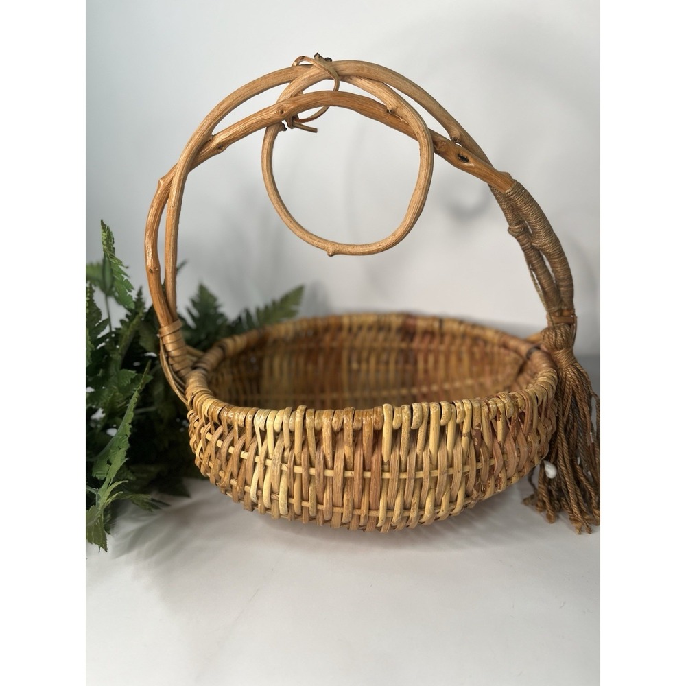Vintage Weave Charming Butt Basket Twisted Vine Handle God's Eye Gathering